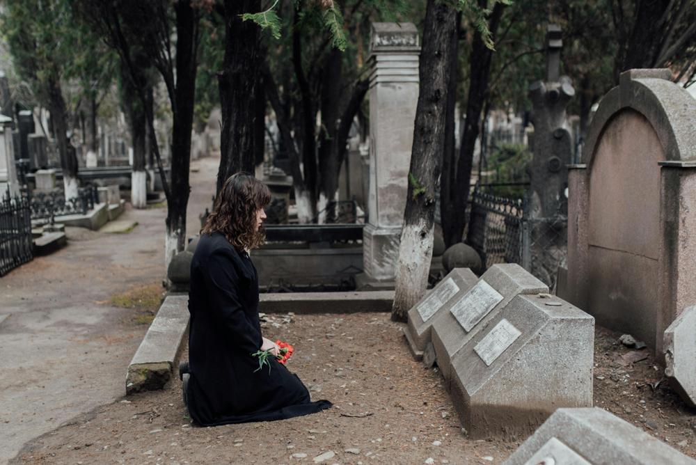 cemetery flowers